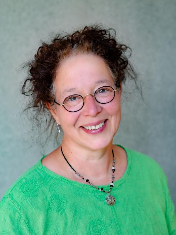  Kerstin Savier 